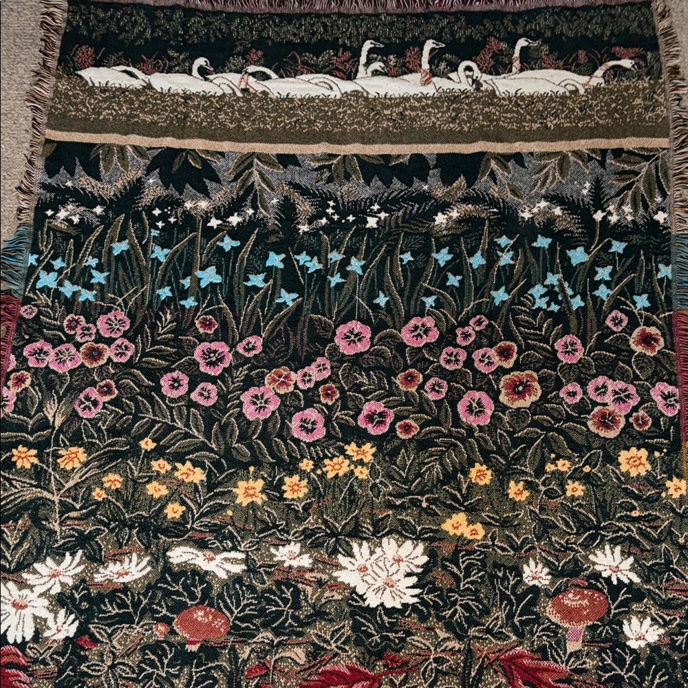 Bob Timberlake Home Collection tapestry throw blanket - Picture 3 of 3